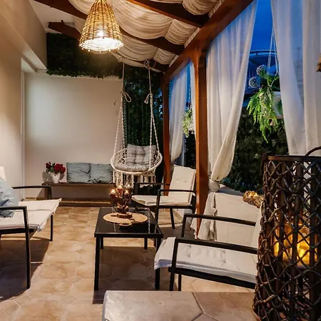 Aria Apartment